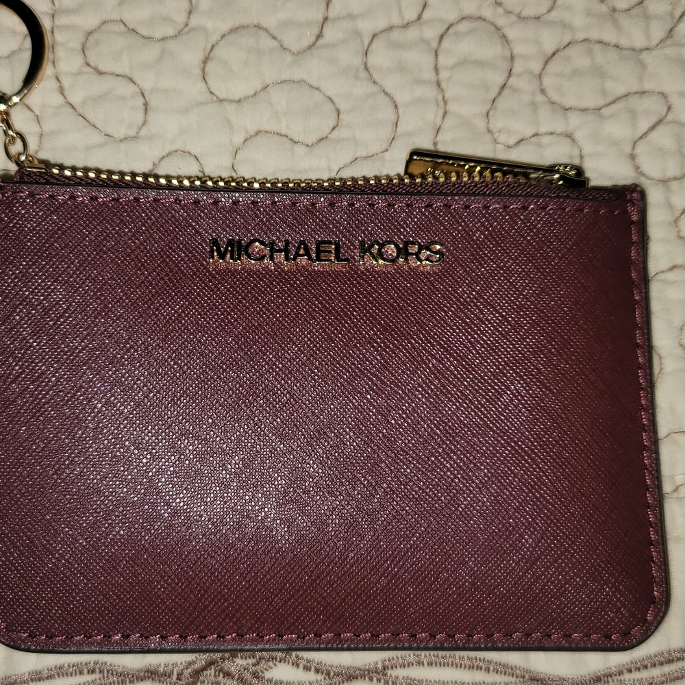 Mk keychain wallet